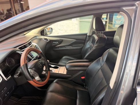 Used 2017 Nissan Murano SL w/ SL Technology Package FWD image 10