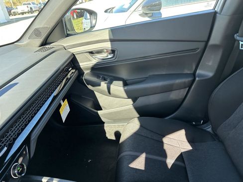 New 2025 Honda Accord Sport image 31