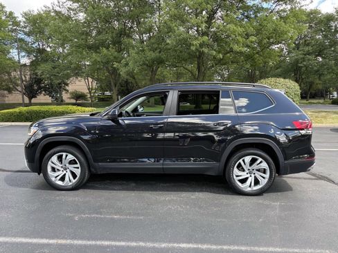 Used 2022 Volkswagen Atlas SE w/ Panoramic Sunroof Package image 4