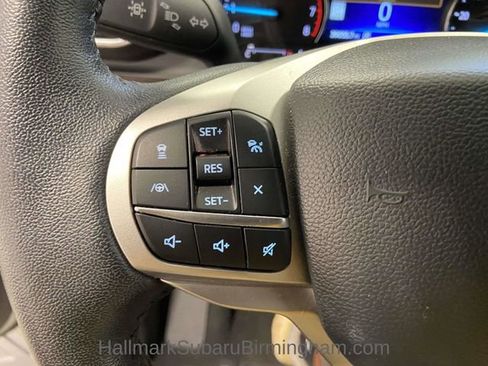 Used 2023 Ford Explorer Limited image 24