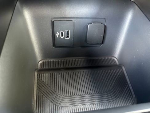 New 2026 Ford Explorer ST-Line image 31