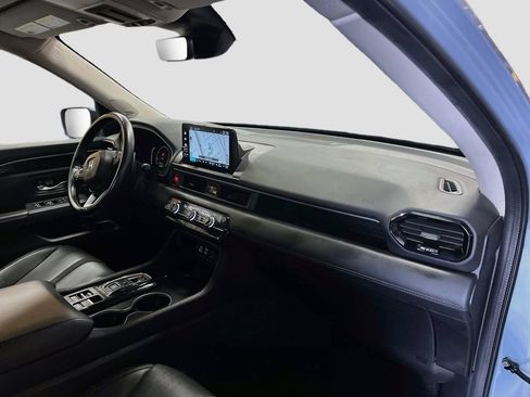 Used 2024 Honda Pilot Touring image 32