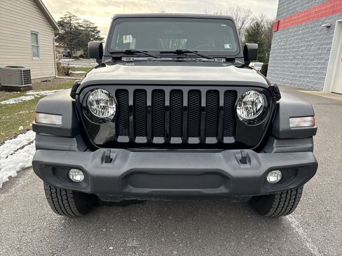 Used 2018 Jeep Wrangler Unlimited Sport S image 9