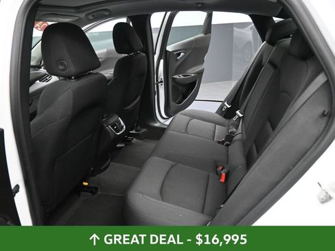 Used 2024 Chevrolet Malibu LT image 28