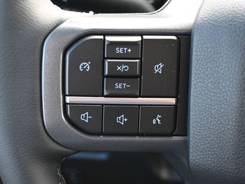 New 2026 Ford F250 Lariat w/ Black Appearance Package AWD/4WD image 18