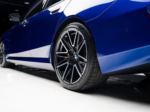 Used 2025 BMW M5 image 80