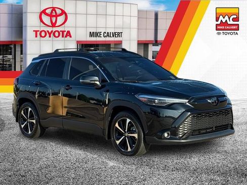Certified 2025 Toyota Corolla Cross AWD Hybrid w/ Convenience Package image 7