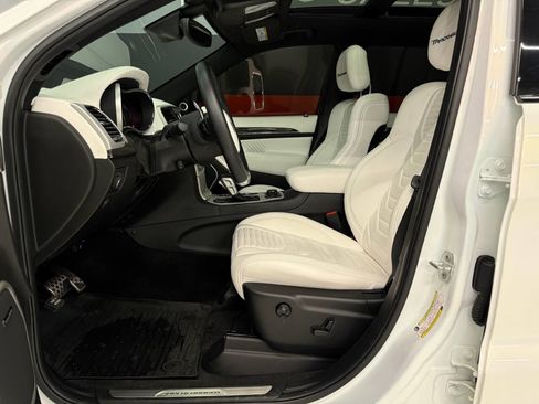 Used 2018 Jeep Grand Cherokee Trackhawk image 27