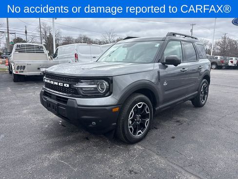 Used 2025 Ford Bronco Sport Outer Banks w/ Outer Banks Tech Package+ image 2