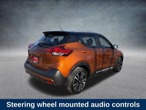 Used 2020 Nissan Kicks SR image 6