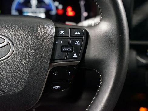 Certified 2025 Toyota Camry SE image 13