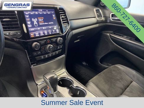 Used 2020 Jeep Grand Cherokee Laredo w/ Quick Order Package 2BN North AWD/4WD image 16