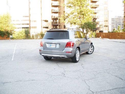 Used 2015 Mercedes-Benz GLK 350 4MATIC image 17