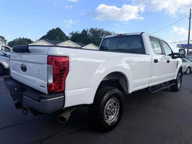 Used 2017 Ford F250 XL w/ Power Equipment Group AWD/4WD image 6