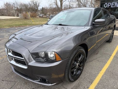 Used 2013 Dodge Charger SXT Plus image 7