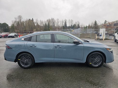 New 2026 Nissan Sentra SV w/ SV Convenience Package FWD image 4