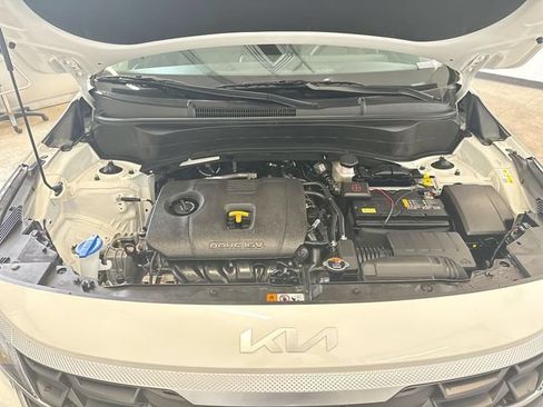 Certified 2026 Kia Seltos LX FWD image 19
