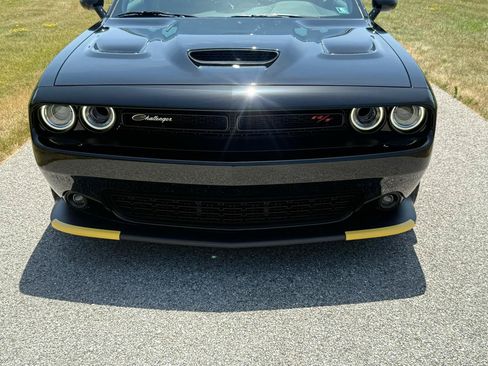 Used 2021 Dodge Challenger R/T Scat Pack RWD image 12