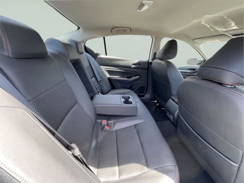 Used 2023 Nissan Altima 2.5 SR AWD/4WD image 18