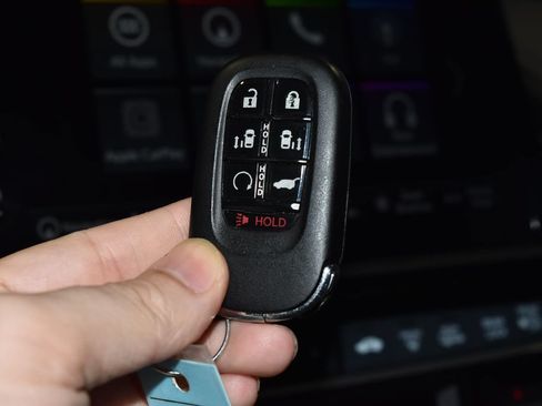 Used 2026 Honda Odyssey Touring image 17
