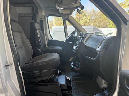 Used 2017 RAM ProMaster 2500 w/ Mopar Trailer Tow Group image 18