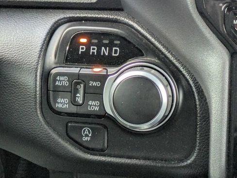 Used 2023 RAM 1500 Big Horn AWD/4WD image 17