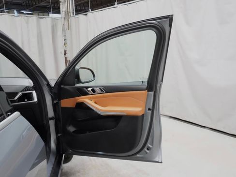 Used 2025 BMW X5 xDrive40i image 29