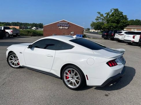Used 2024 Ford Mustang GT Premium RWD image 8