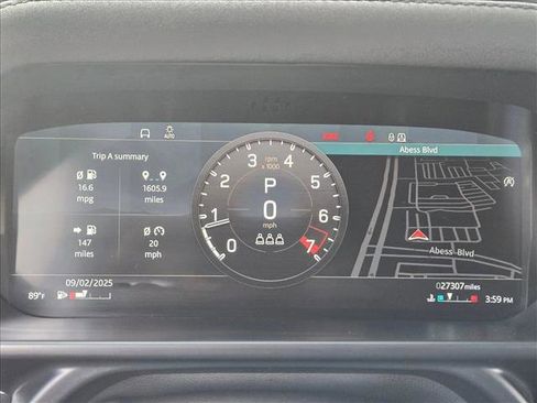 Used 2022 Land Rover Defender 90 S image 10