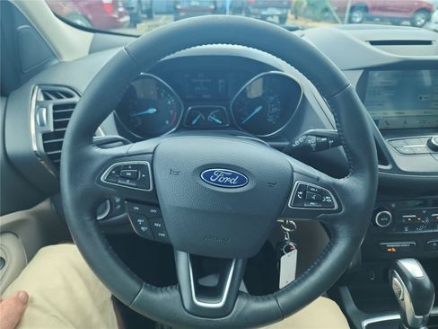 Used 2018 Ford Escape SEL FWD image 29