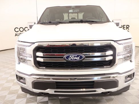 Used 2025 Ford F150 Lariat w/ Equipment Group 502A High AWD/4WD image 12