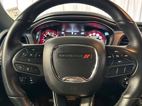 Used 2023 Dodge Challenger R/T w/ Plus Package RWD image 28