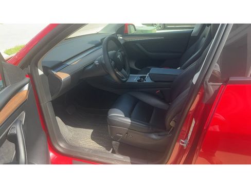 Used 2023 Tesla Model Y Long Range AWD/4WD image 7