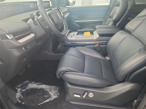 New 2026 Lincoln Navigator Reserve w/ Jet Appearance Package AWD/4WD image 13
