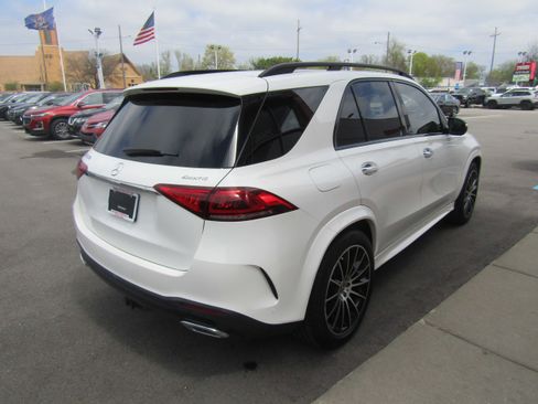 Used 2020 Mercedes-Benz GLE 350 4MATIC image 4