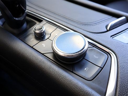 Used 2020 Cadillac XT5 Premium Luxury image 27