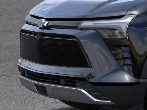 New 2025 Chevrolet Blazer EV LT image 13