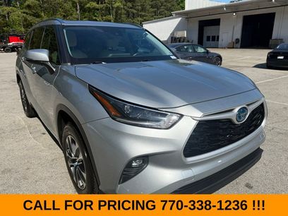 Used 2021 Toyota Highlander XLE
