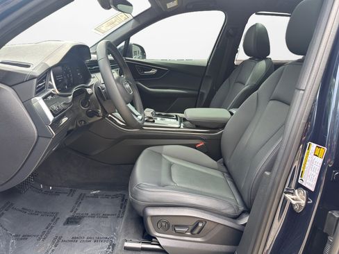 Used 2025 Audi Q7 3.0T Premium Plus AWD/4WD image 9