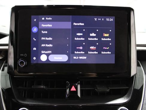 Used 2024 Toyota Corolla SE FWD image 30