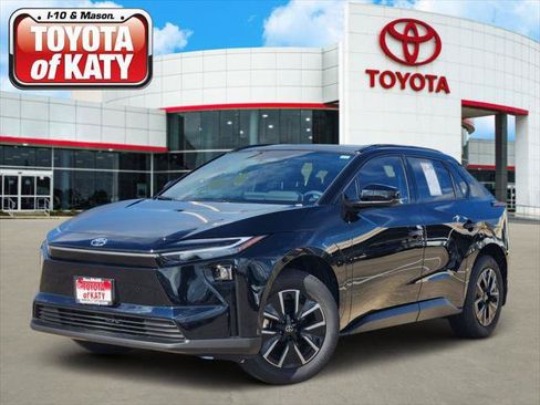 Certified 2026 Toyota bZ FWD image 1