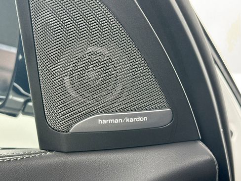 New 2026 BMW X7 M60i image 18