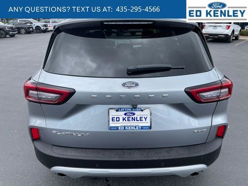 Used 2024 Ford Escape Platinum AWD/4WD image 34