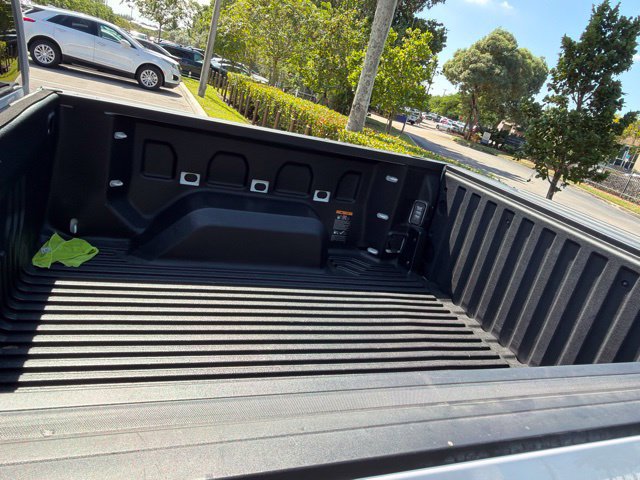 Used 2024 Chevrolet Silverado 1500 RST RWD image 13