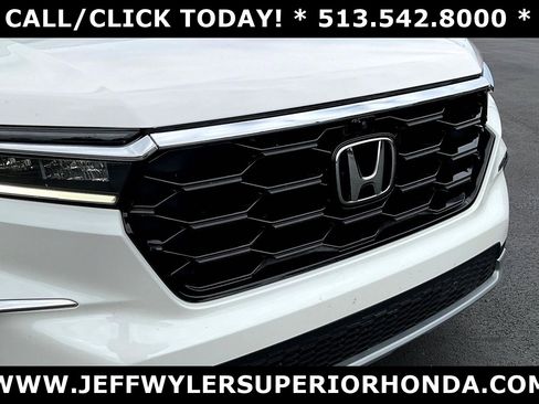 Used 2025 Honda Pilot Elite image 34