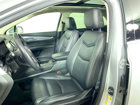 Used 2018 Cadillac XT5 Premium Luxury image 18