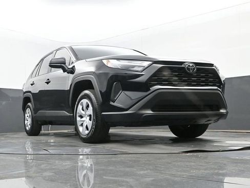 Used 2025 Toyota RAV4 LE FWD image 23