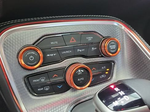 Used 2017 Dodge Challenger SRT Hellcat RWD image 23