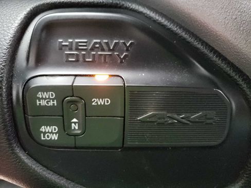 Used 2021 RAM 2500 Big Horn w/ Level 1 Equipment Group AWD/4WD image 18