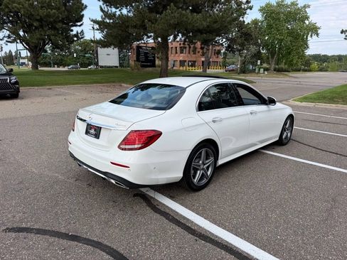 Used 2017 Mercedes-Benz E 300 4MATIC image 11